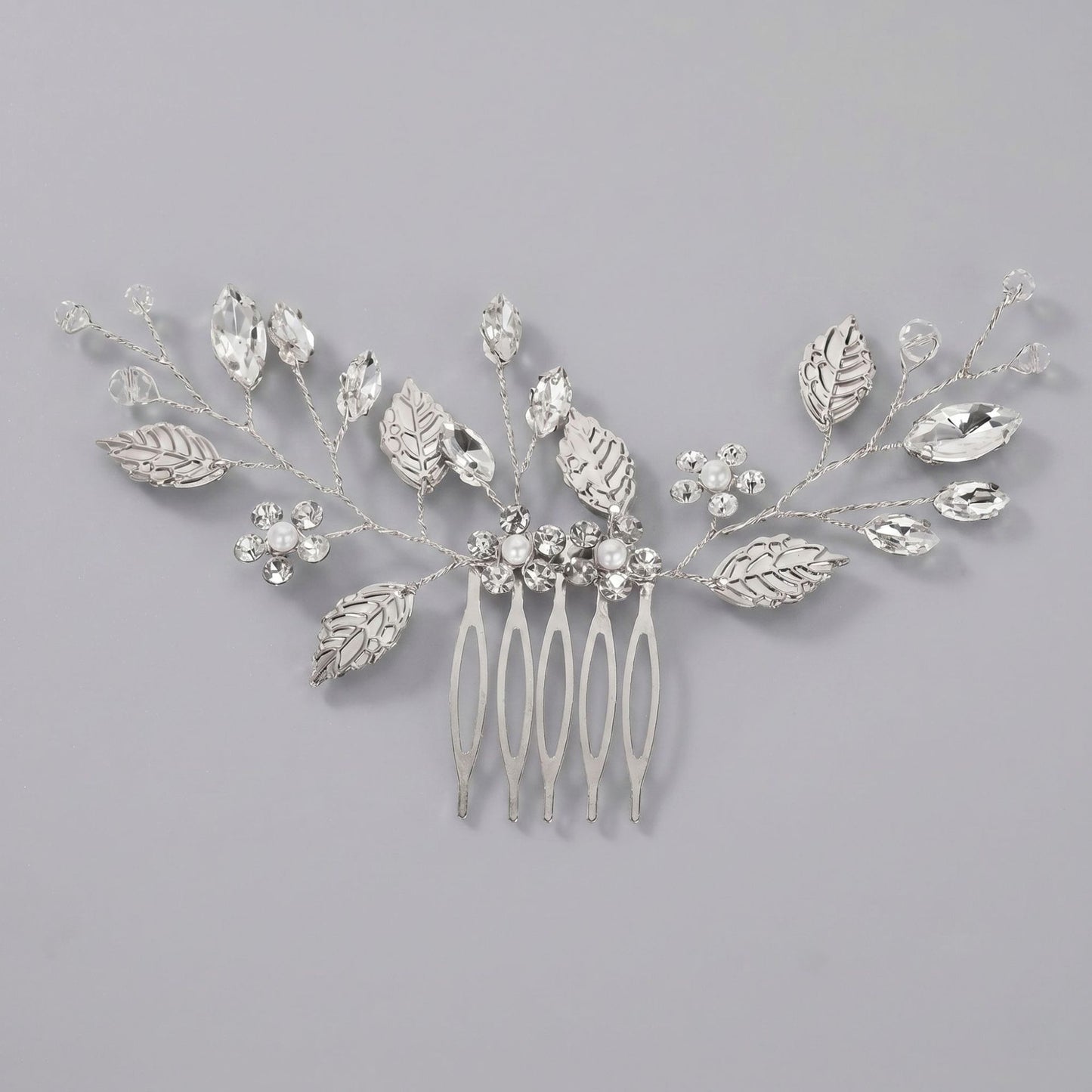 Exquisite Pearl and Crystal Flower Headpiece for Bridal Photoshoots