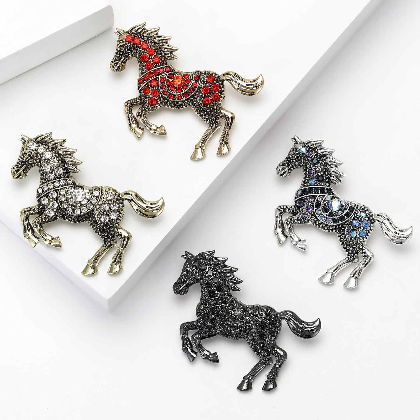 Fashionable Vintage Enamel Horse Rhinestone Brooch
