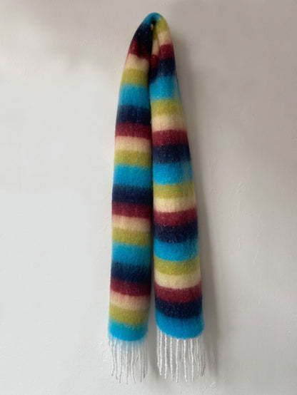 Woven Plaid Scarf for Women – Warm and Stylish
