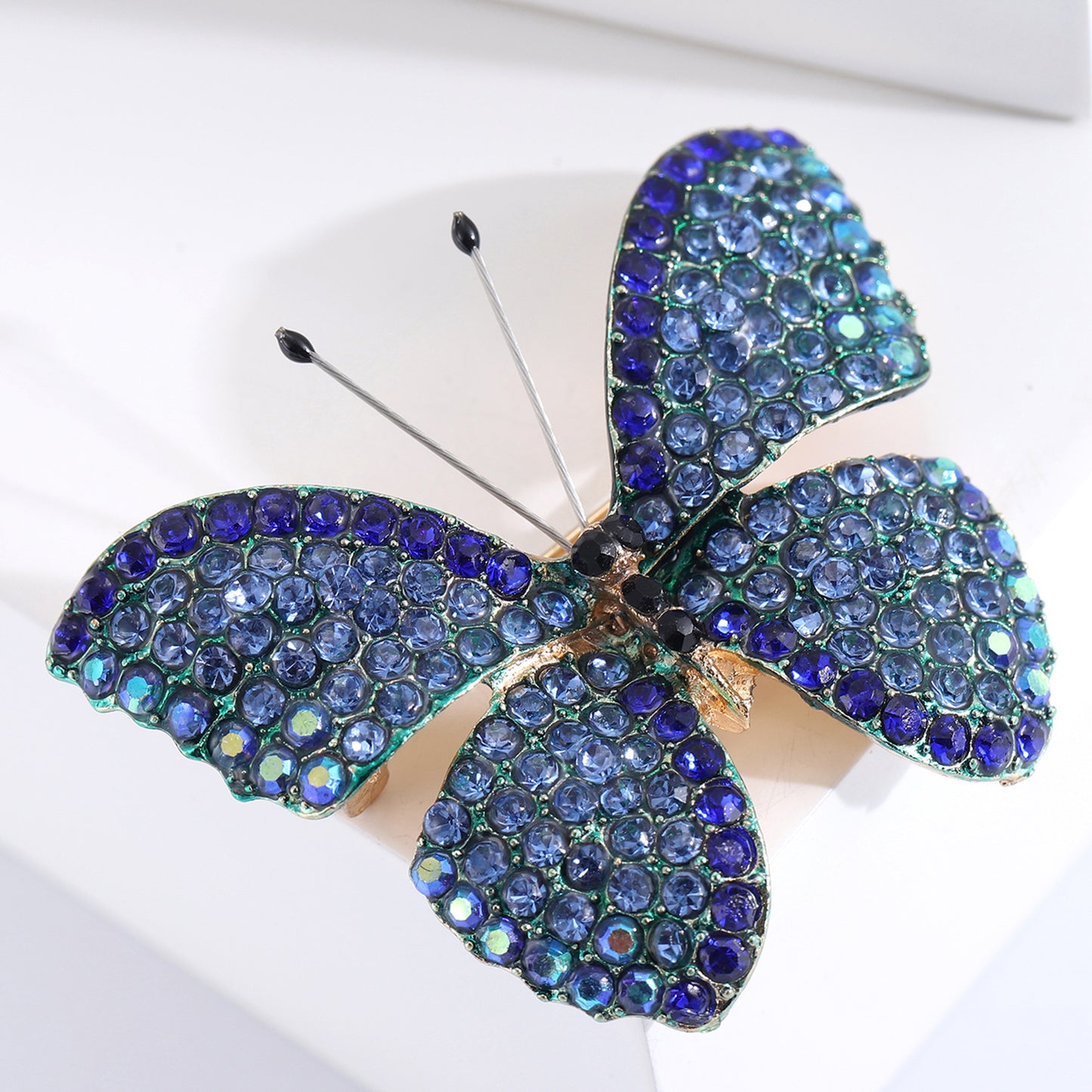 Alloy Butterfly Brooch with Rhinestones for Women's Elegant Outerwear