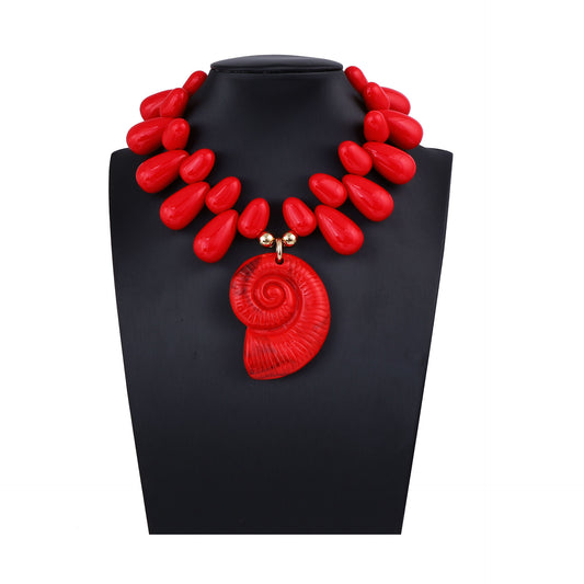 Necklace Beaded Seashell Animal Pendant Statement