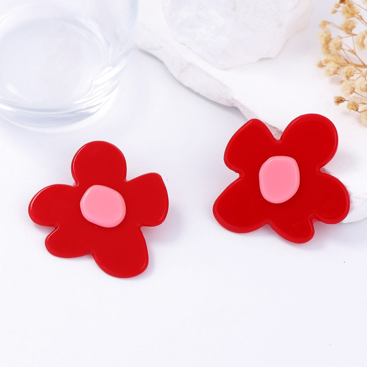 Acrylic Cartoon Flower Stud Earrings Lightweight Commuter