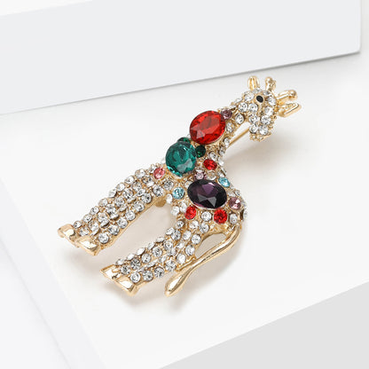 Stylish Giraffe Brooch with Gemstones for Unisex Fashion Accessories
