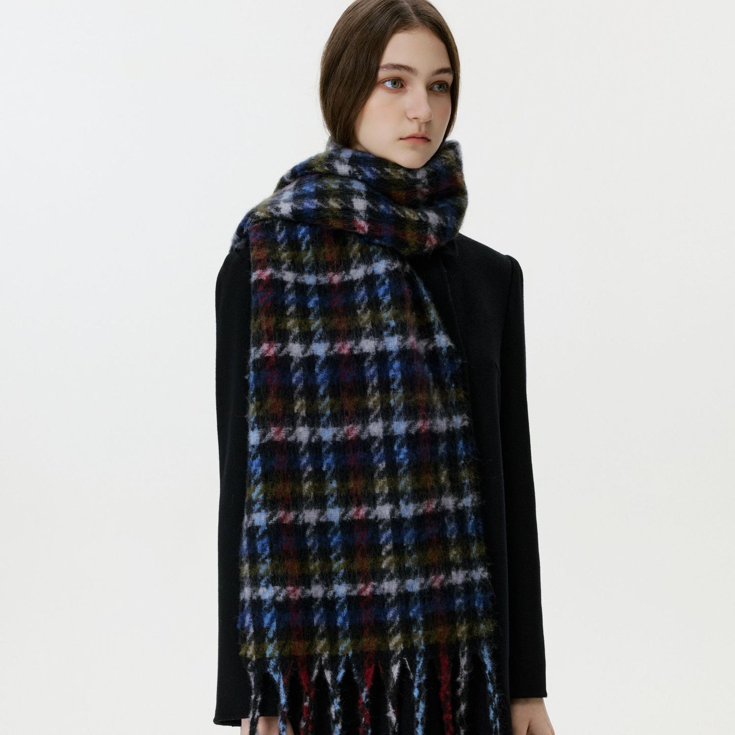 Classic Houndstooth Fringed Scarf Cozy Winter Wrap