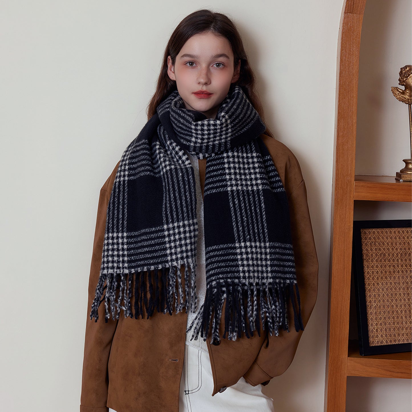 Chic Warm Plaid Scarf with Fringes for All Seasons