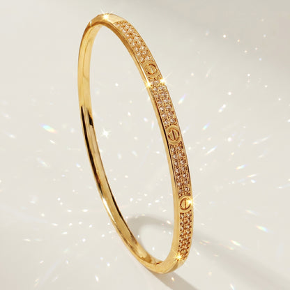 High-End Zirconia Stone Bangle with Nail Design for Weddings and Parties