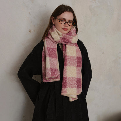 Lazy Scottish Checkered Wool Scarf for Women - Stylish Versatile Wrap