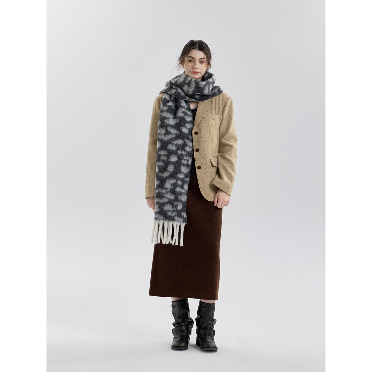 Trendy Vintage Leopard Print Fringe Scarf for Men and Women