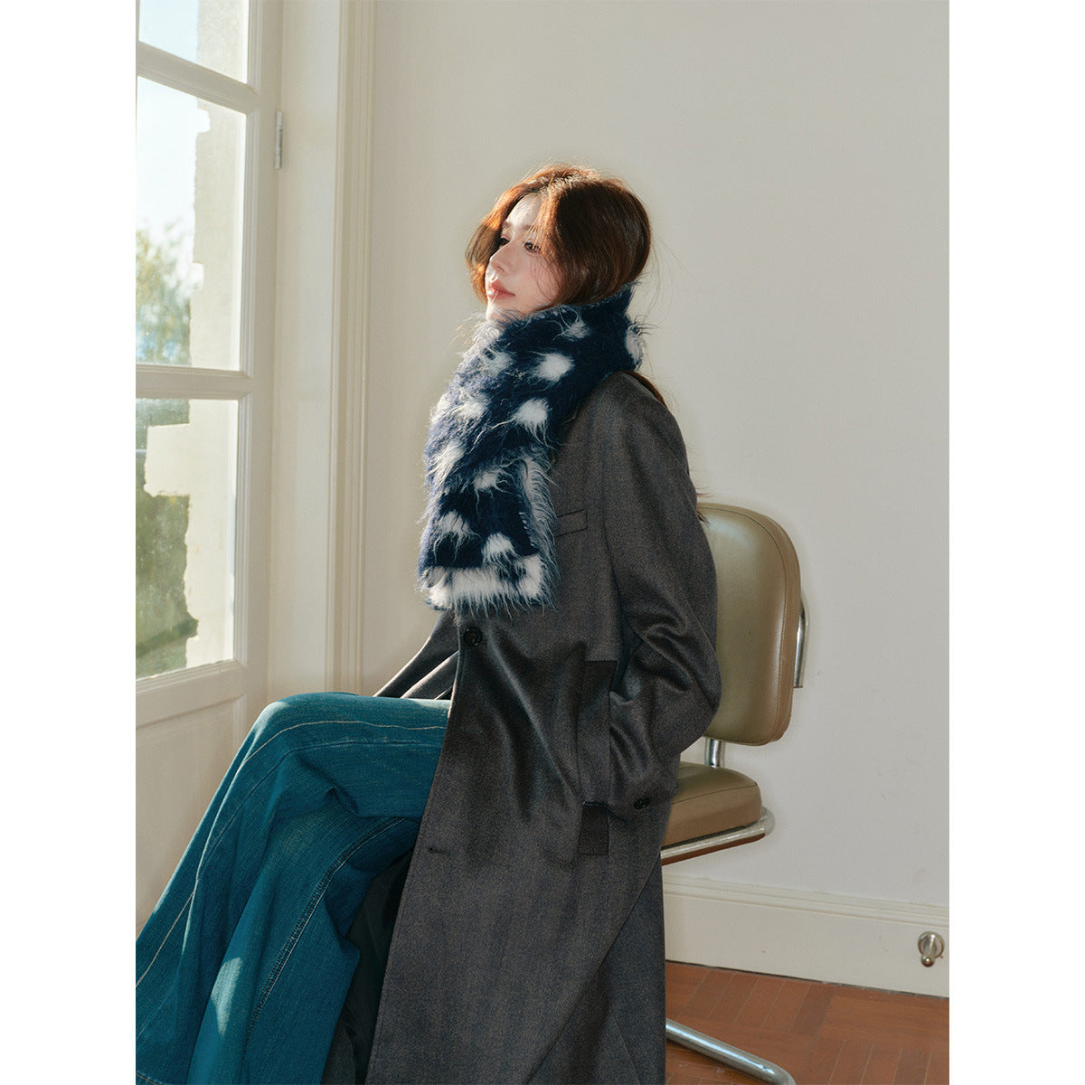 Vintage-Inspired Polka Dot Wool Knit Scarf for Women