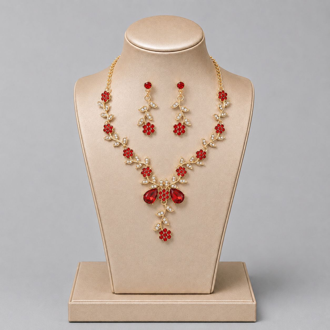 Retro Alloy Rhinestone Jewelry Set Elegant Necklace and Earrings for Evening Wear