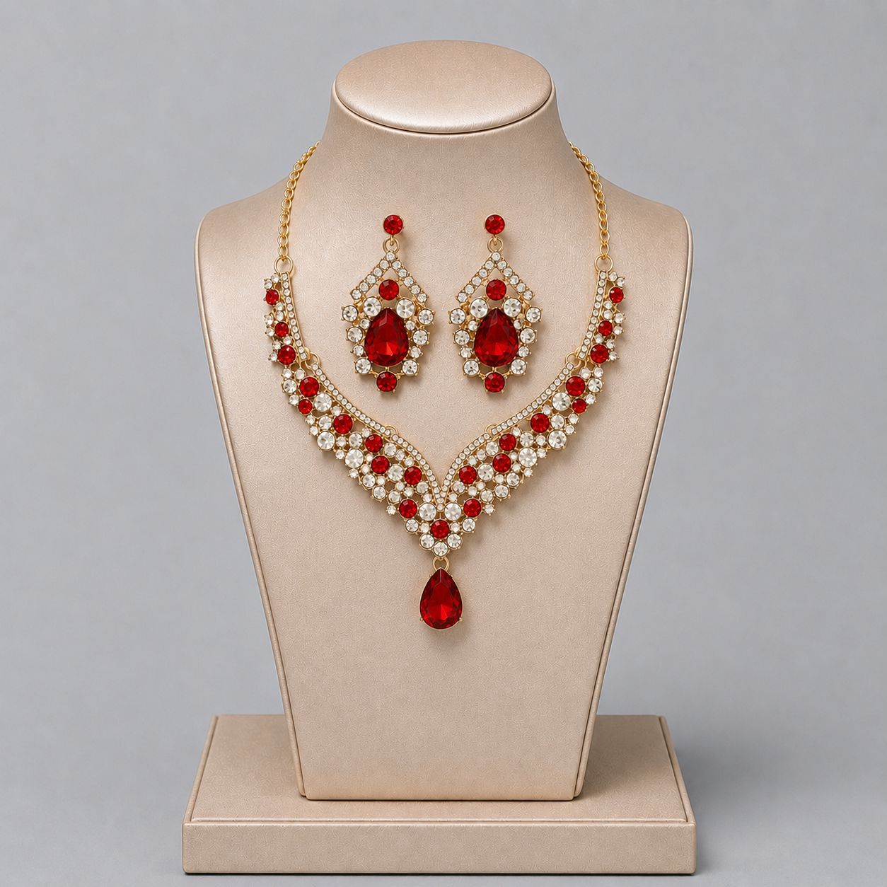 Retro Alloy Rhinestone Jewelry Set Elegant Necklace and Earrings for Evening Wear