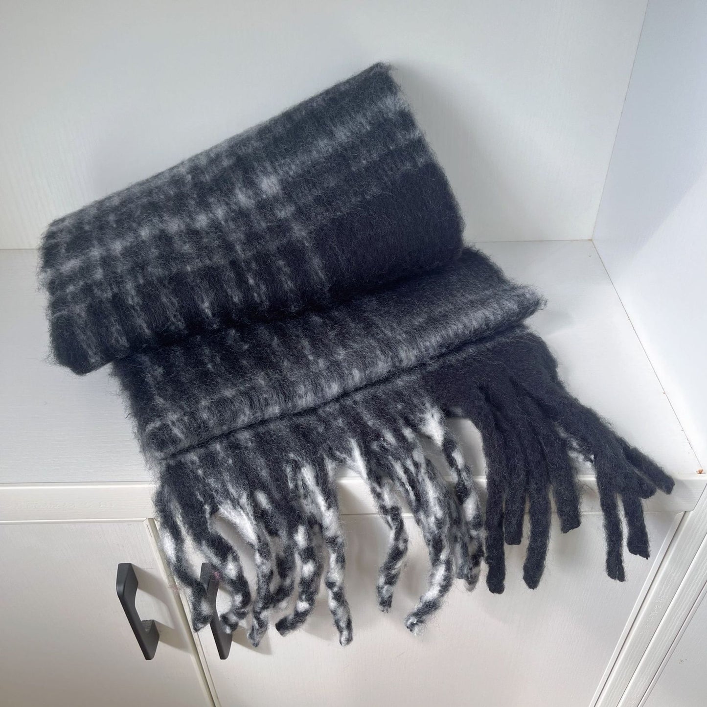 Vintage Plaid Scarf for Women - Cozy Warmth for All Occasions