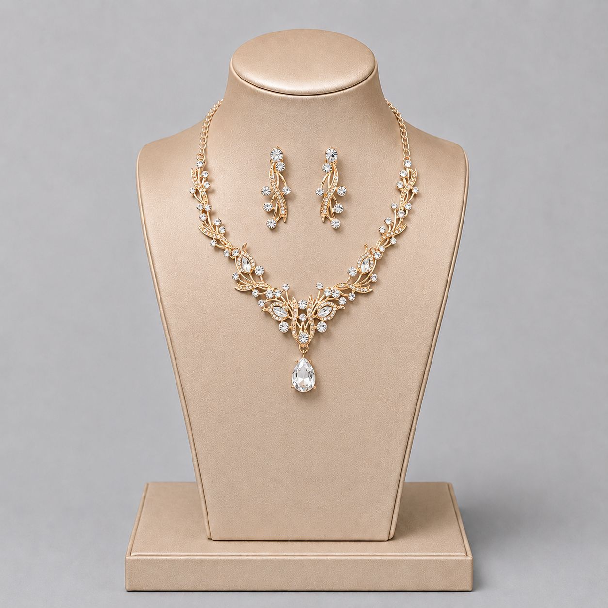 Retro Alloy Rhinestone Jewelry Set Elegant Necklace and Earrings for Evening Wear