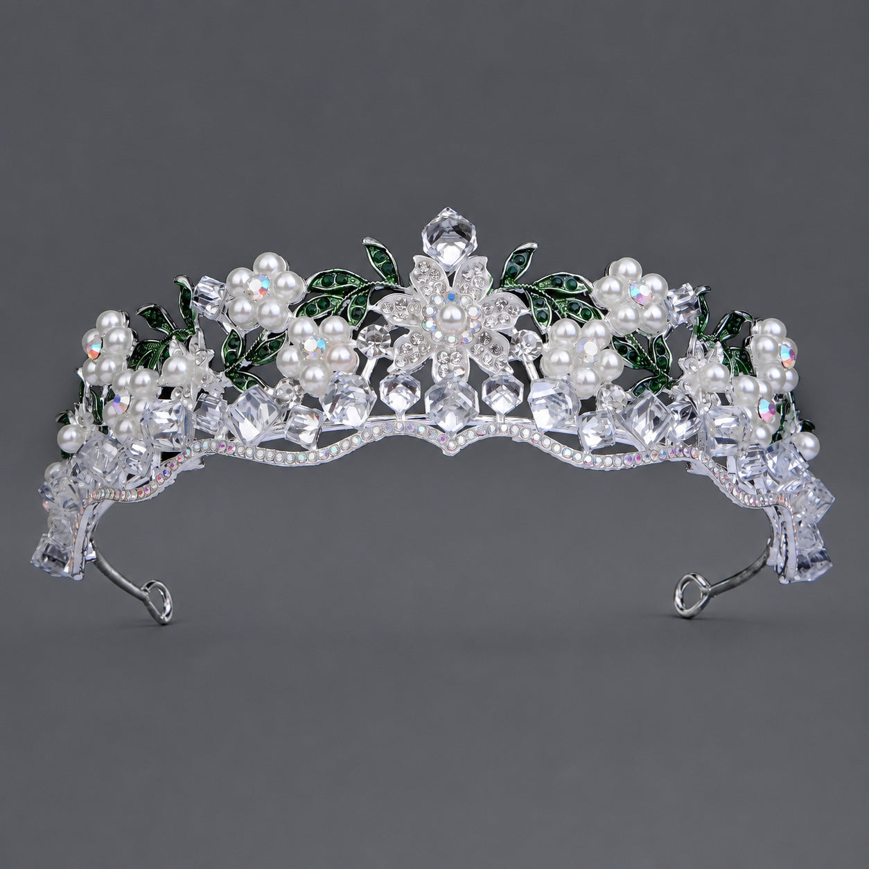 Vintage Floral Crown with Pearls for Bridal Photography