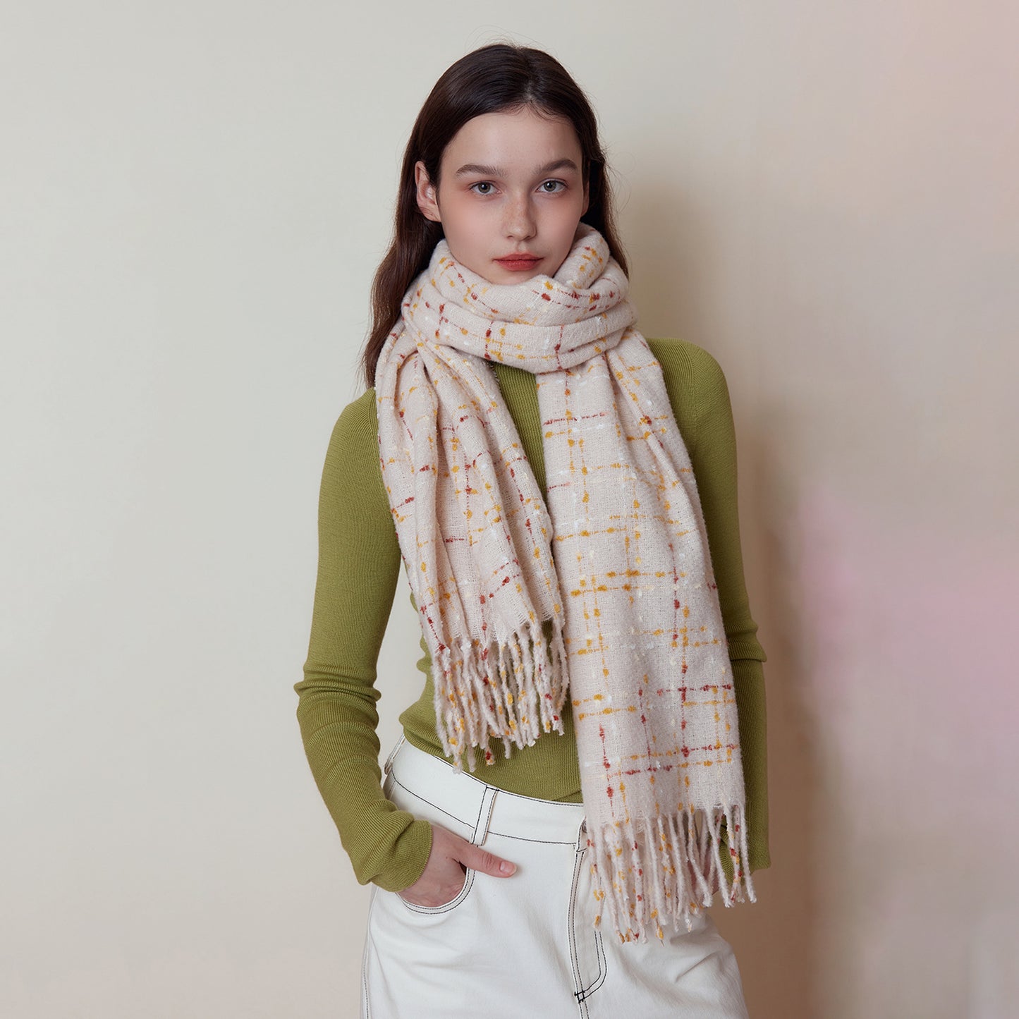Chic Warm Plaid Scarf with Fringes for All Seasons