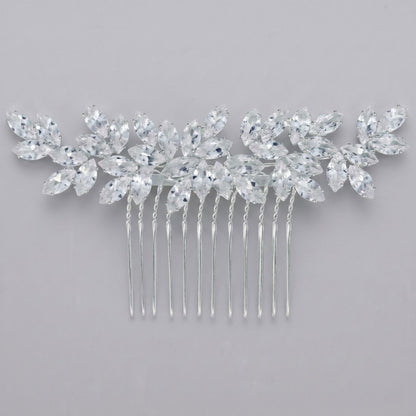 Exquisite Pearl and Crystal Flower Headpiece for Bridal Photoshoots