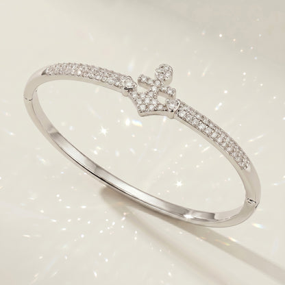 High-End Zirconia Stone Bangle with Nail Design for Weddings and Parties