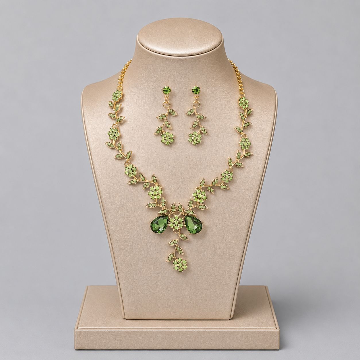 Retro Alloy Rhinestone Jewelry Set Elegant Necklace and Earrings for Evening Wear