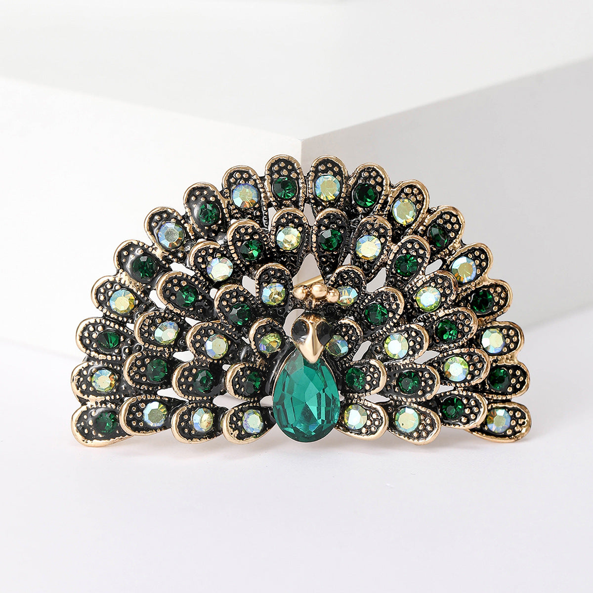 Fashionable Vintage Peacock Brooch Pin Creative Animal Accessory