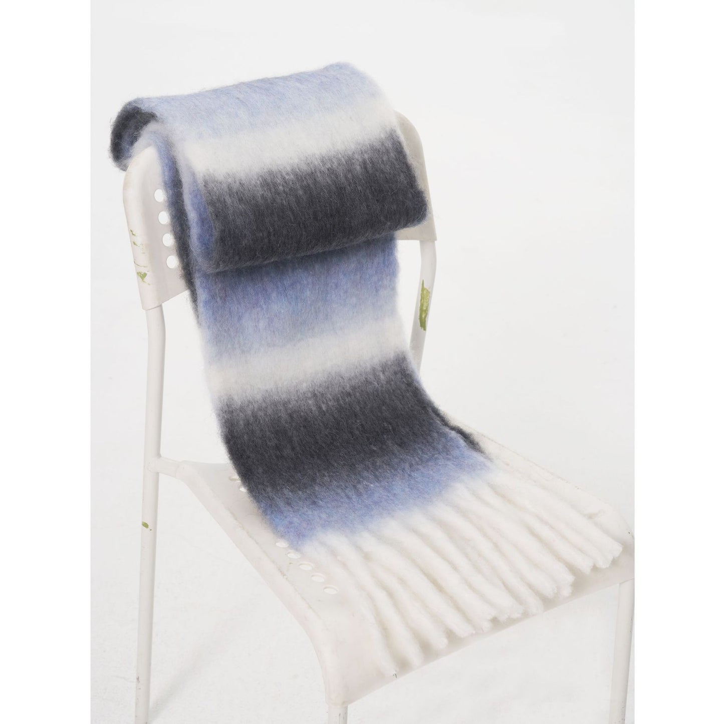 Gradient Wool Scarf for Women Elegant Casual Winter Wear
