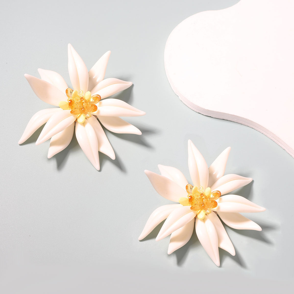 Earrings White Flower Resin Lightweight Hypoallergenic