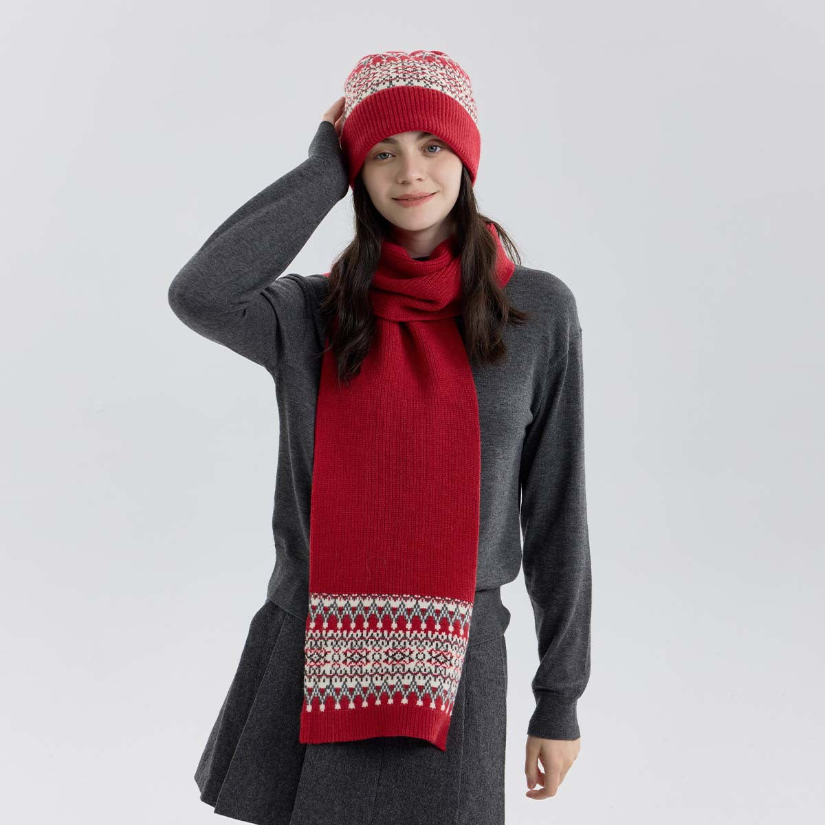 Classic Diamond Pattern Christmas Knitted Scarf and Hat Set for Winter