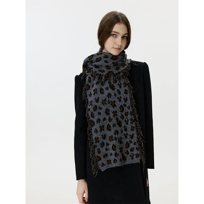 Trendy Vintage Animal Print Knitted Scarf for Women