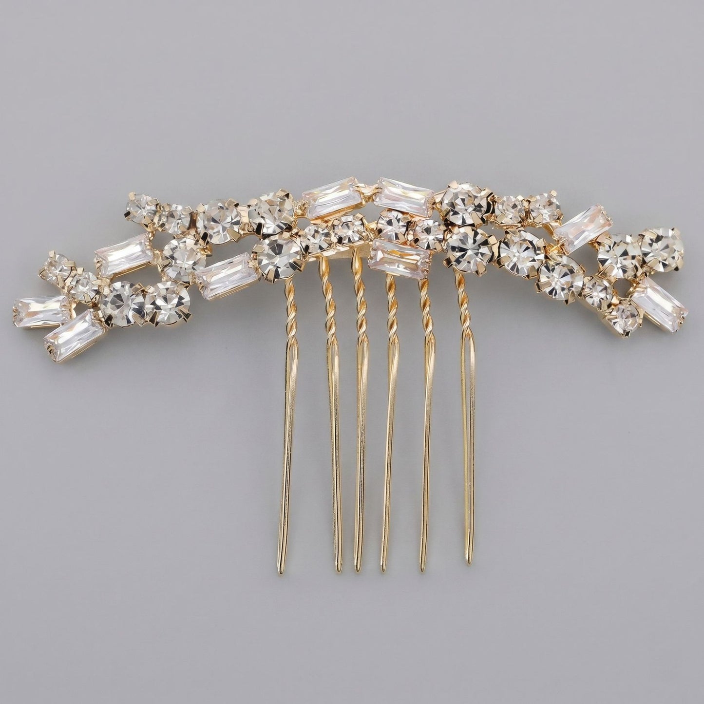 Exquisite Pearl and Crystal Flower Headpiece for Bridal Photoshoots