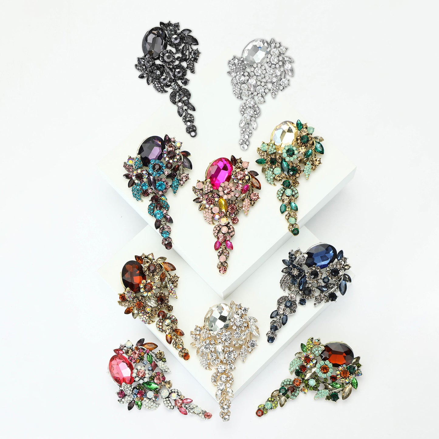 Vintage-Inspired Crystal Glass Brooch Elegant Floral Lapel Pin