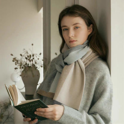 Chic Knitted Scarf with Asymmetrical Checkered Pattern