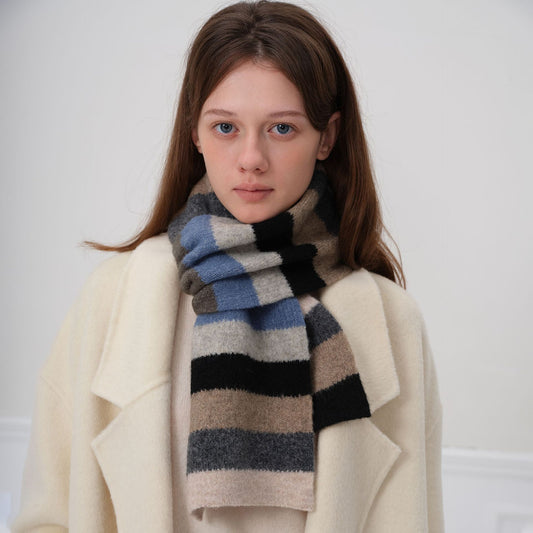 Knitted Color Block Striped Scarf for Women - Cozy Casual Design
