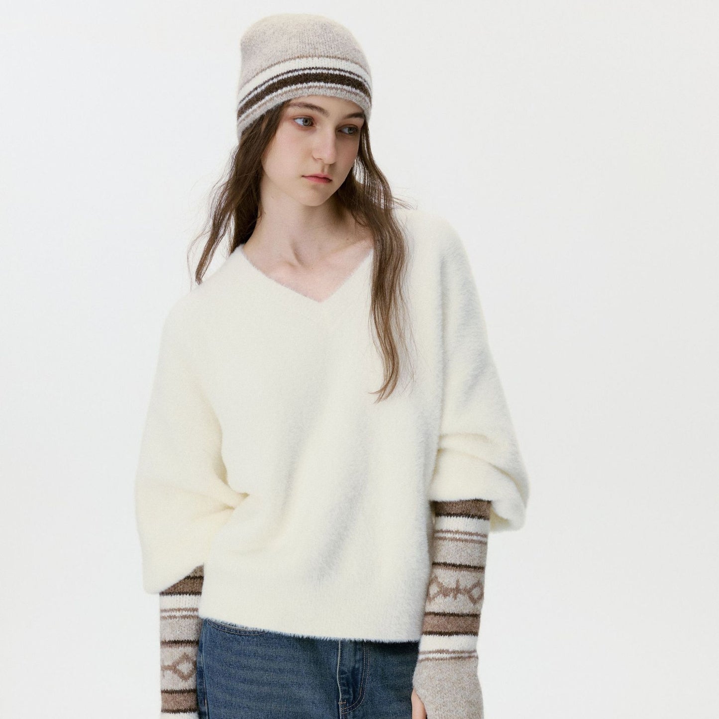 Retro Color Block Knitted Hat & Mittens Set