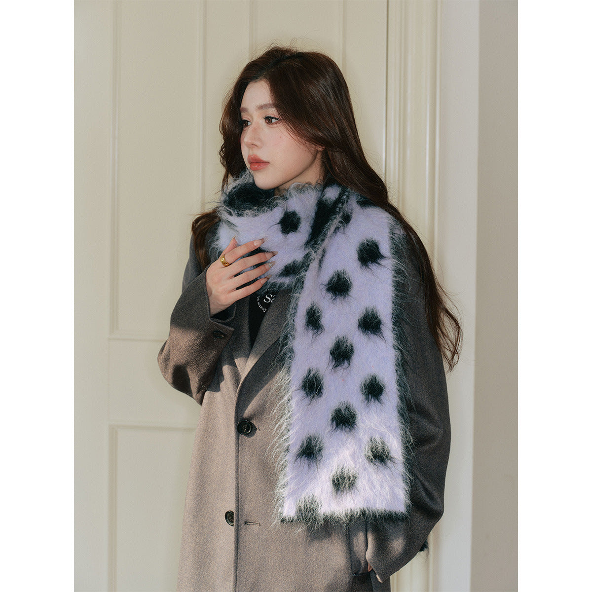 Vintage-Inspired Polka Dot Wool Knit Scarf for Women