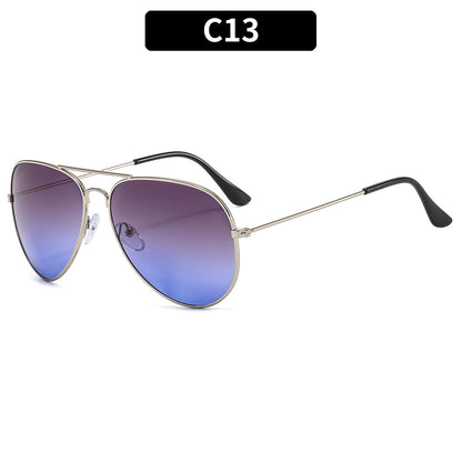 Retro Metal Frame Sunglasses with UV400 Protection