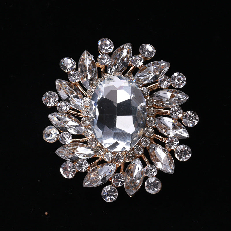 Creative Alloy Cat Brooch Crystal Glass Pin Fashion Accessory