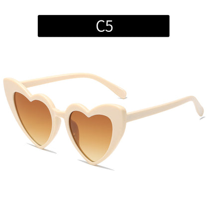 Trendy Heart-Shaped Sunglasses Colorful UV400 Beach Accessories