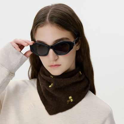 Vintage Floral Wool Knit Scarf Soft Triangular Wrap for Women