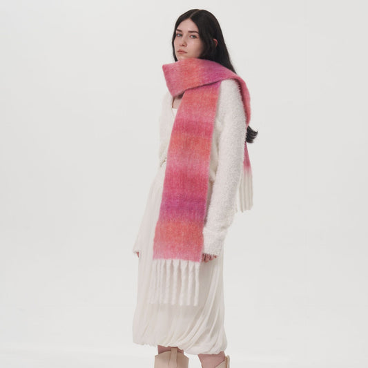 Gradient Wool Scarf for Women Elegant Casual Winter Wear